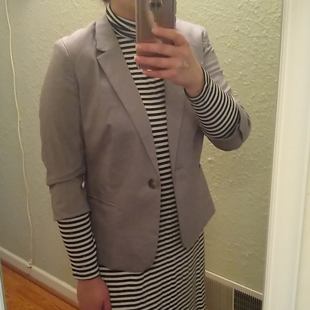 Banana Republic gray blazer